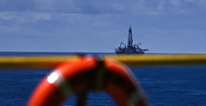 MPF exige explicações urgentes da Petrobras e Ibama sobre vazamento de fluido de perfuração na costa do Amapá