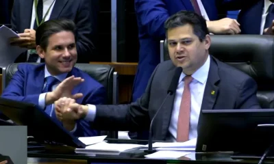 Redução de Penas do 8 de Janeiro: Veto de Lula Enfrenta Obstáculos Políticos e Jurídicos com STF e Congresso no Centro da Disputa