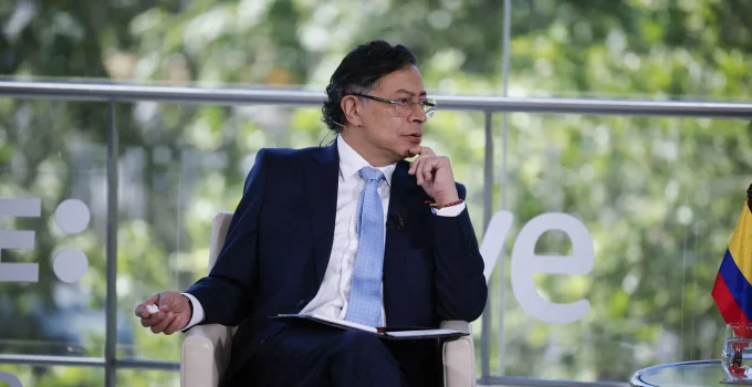 Onda de Violência na Colômbia Abala Favoritismo da Esquerda e Pode Mudar Rumo das Eleições Presidenciais