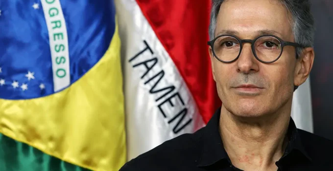 Zema propõe vender 'todas' estatais para combater 'grande mal' do Brasil: a dívida pública