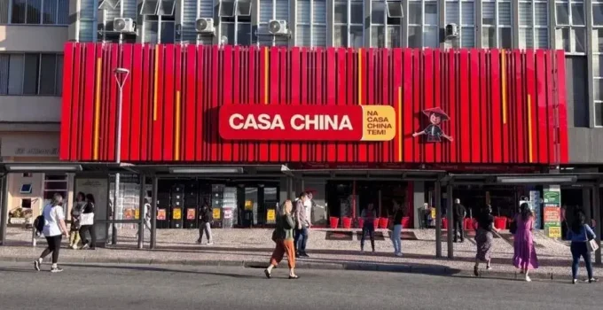 Casa China Investe R$ 1 Milhão e Reinaugura Loja Histórica no Centro de Curitiba: Um Sinal de Confiança na Retomada Econômica