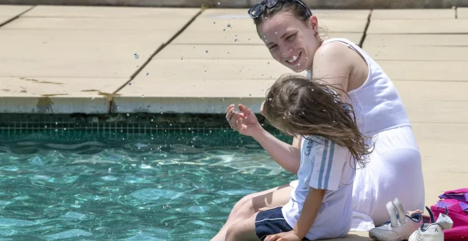 PSOL propõe 15% de redução de jornada para mães e fim da escala 6x1; veja detalhes da nova proposta