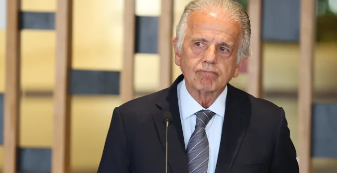 Múcio se reúne com Alcolumbre após derrota de indicado ao STF e diz: "Não é hora" de nova indicação