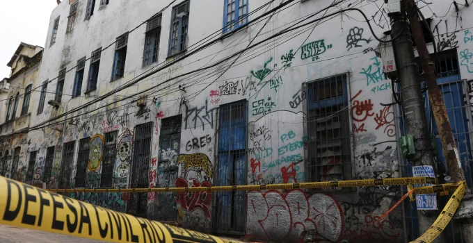 Adeus, Burocracia Imobiliária: Câmara Aprova Regra para Agilizar Transferência de Imóveis Abandonados para Municípios