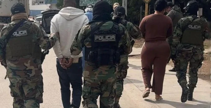 Chefe do Comando Vermelho na Bahia, Kleber 'Kekeu' Nóbrega Pereira, é preso em mansão de luxo na Bolívia