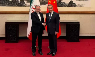 EUA acusam China de financiar terrorismo ao comprar petróleo do Irã, mesmo dia em que Pequim autoriza trânsito de navios por Ormuz