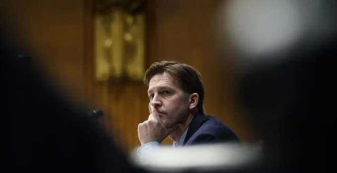 Ex-Senador Ben Sasse Lança Podcast "Ainda Não Morri" Após Diagnóstico Terminal de Câncer e Inspira Milhões