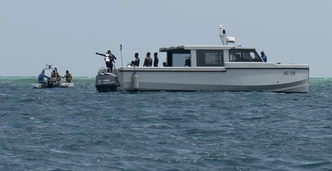 Tragédia nas Maldivas: Mergulhadores Italianos Morrem em Caverna Submarina e Socorrista Local Vítima de Doença Descompressiva