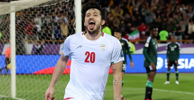Goleador iraniano Sardar Azmoun fora da Copa 2026: Foto com líder dos Emirados Árabes pode ser o motivo