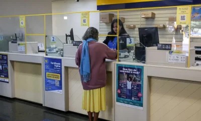 Correios: Governo Libera Venda de Seguros e Chips Celular Após Rombo de R$ 8,5 Bilhões para Salvar Estatal