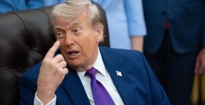 Cuba em Crise: Trump Diz que Ilha "Precisa de Ajuda" e Sinaliza Possível Intervenção Americana