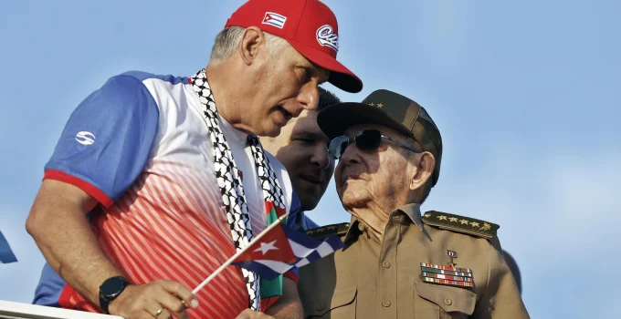Raúl Castro Indiciado nos EUA: Crimes de Conspiração e Homicídio Podem Abalar Regime Cubano em Crise