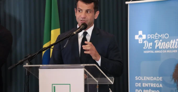 Fim da Escala 6x1: PP e União Brasil Confirmam Apoio à PEC que Garante 2 Dias de Descanso Semanal Remunerado