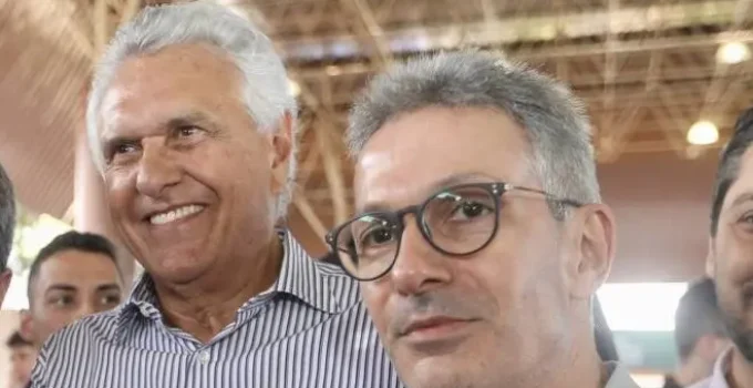 Caiado e Zema Buscam União: Pesquisas Fracas Impulsionam Diálogo entre Pré-Candidatos da Direita