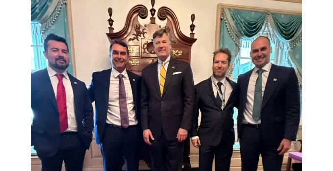 EUA prometem destruir PCC e CV: Número 2 da diplomacia americana declara guerra a facções brasileiras