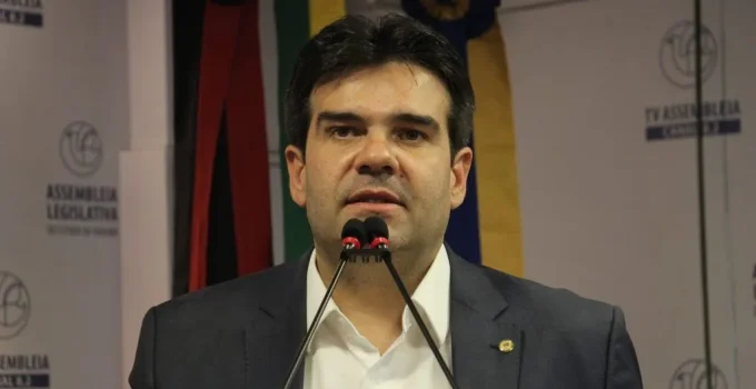 Cultura Paraibana Ganha Palco em Shoppings e Aeroportos com Projeto Inovador do Deputado Eduardo Carneiro