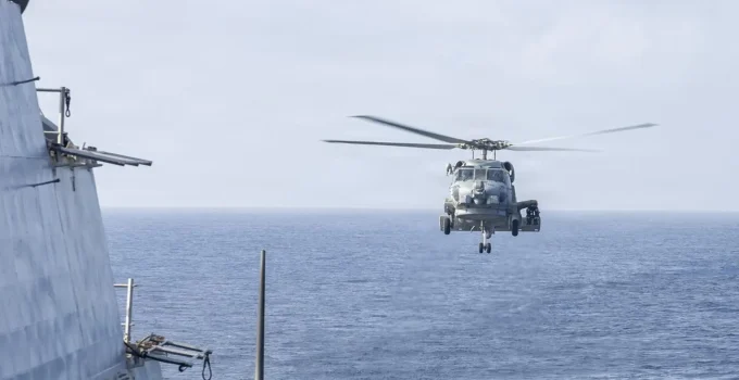 EUA atacam navio mercante que burlava bloqueio, Irã afirma ter "controle total" do Estreito de Ormuz e ameaça retaliação