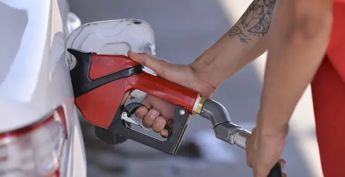 Petrobras Anuncia Redução de 9,59% no Preço do Diesel: Governo Amplia Subsídio para Aliviar Carga sobre Consumidores