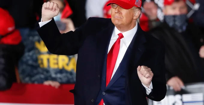Trump cogita ser a 'maior atração' nos 250 anos de independência dos EUA, superando Elvis e artistas cancelados