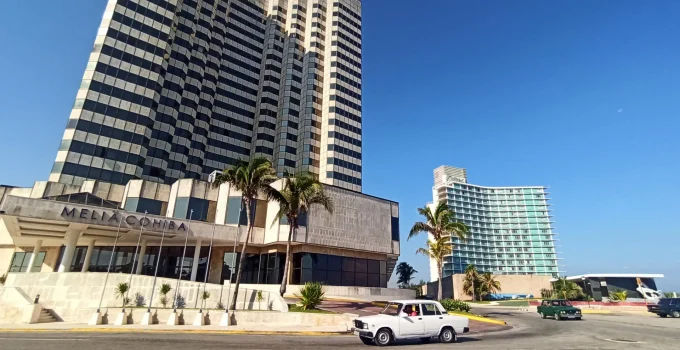 Redes Hoteleiras Espanholas Deixam Cuba Após Ultimato dos EUA, Iberostar e Meliá Anunciam Saída Imediata