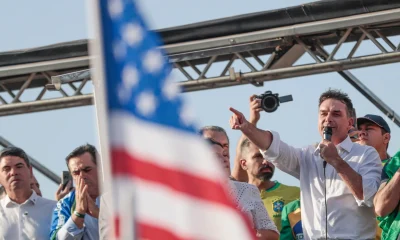 Flávio Bolsonaro articula defesa contra 'tarifaço' dos EUA e ataca governo Lula: entenda a crise