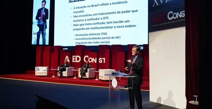 Presidente da Gazeta do Povo alerta: Combate a fake news pode sufocar liberdade de expressão e opiniões legítimas