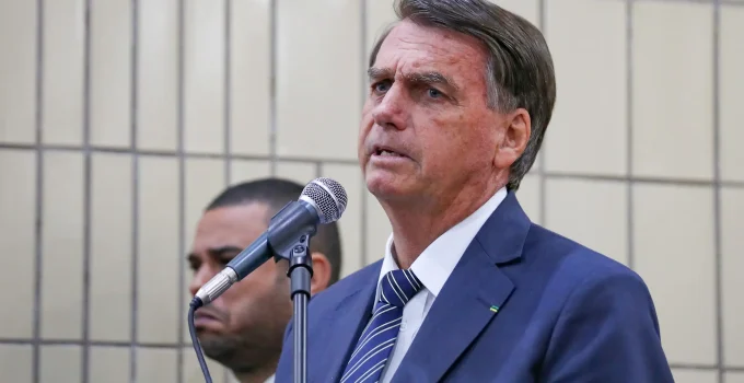 Tribunal Militar julga recurso de Bolsonaro sobre perda de patente: Entenda o caso e as consequências