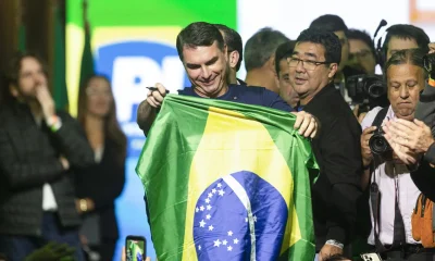 Flávio Bolsonaro lança jingle 'Vem com Fé' e declara 'batalha espiritual' contra Lula: 'Guerra contra o mal'