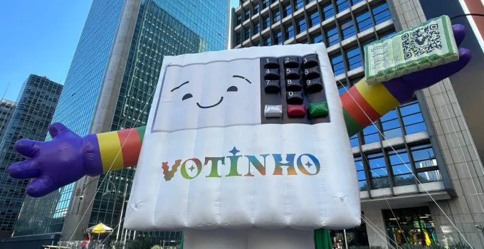 Parada LGBT+ 2024: Ativismo Político e Críticas ao PL de Bolsonaro Marcam Ato em SP