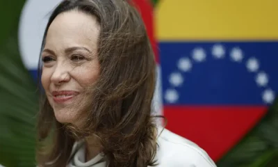 Flávio Bolsonaro pede depoimento de María Corina Machado em ação sobre suposta ofensa de Lula a Nicolás Maduro